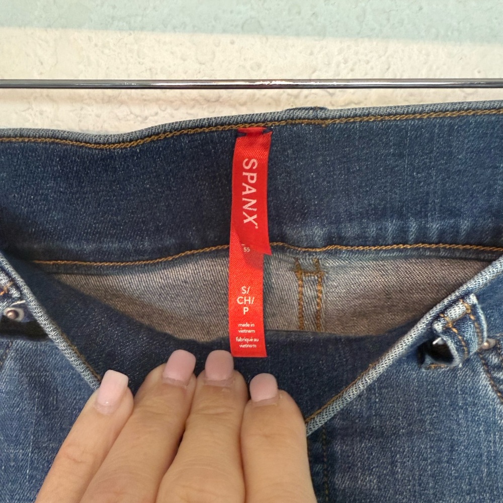Perfect Spanx Pull On Flare Jeans small - Picture 6 of 7